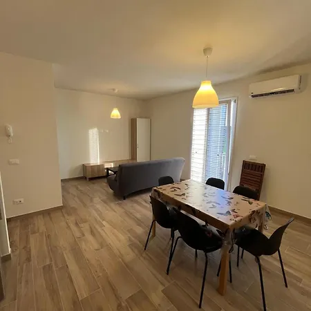 Casa Patrizia - Piano Primo *